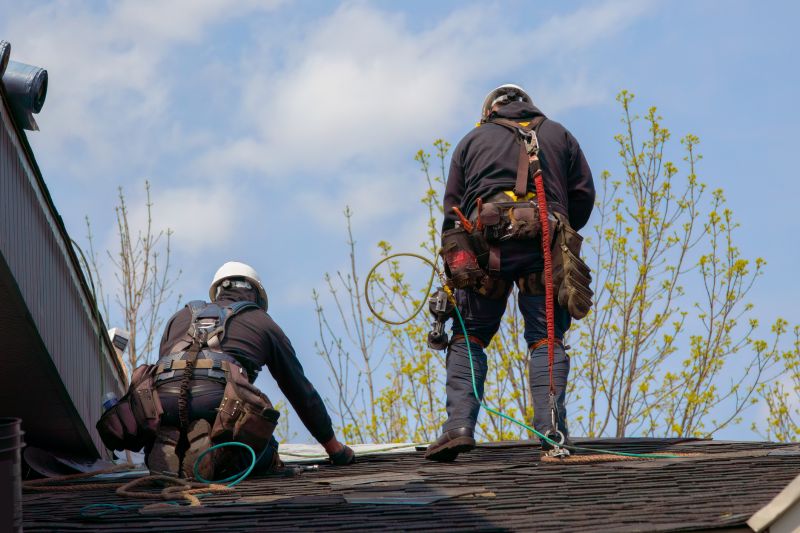 Skilled Roof Repair Crew